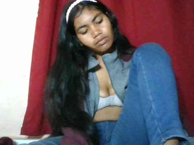 Keziah34 webcam
