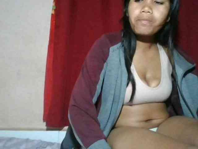 Keziah34 webcam