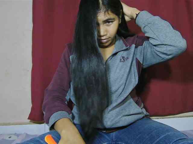 Keziah34 webcam