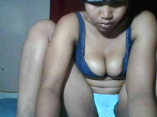 Keziah34 webcam