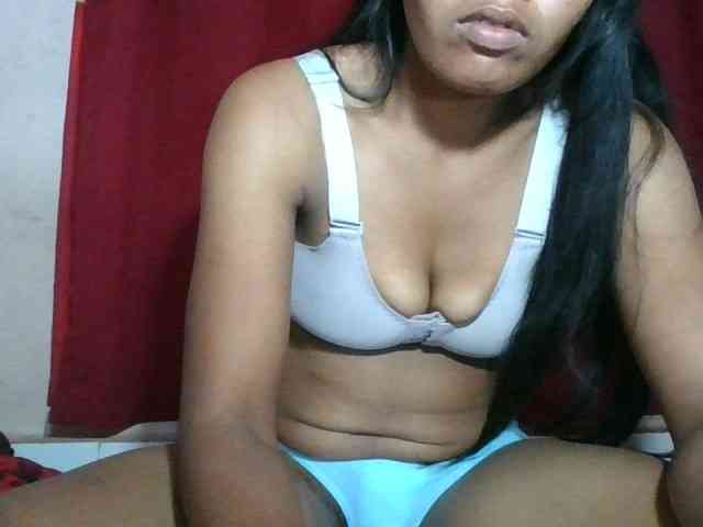 Keziah34 webcam