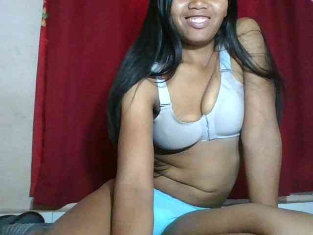 Keziah34 webcam