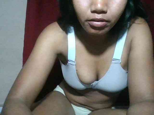 Keziah34 Live Webcam on BongaCams
