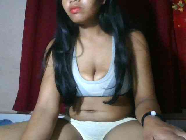 Keziah34 webcam