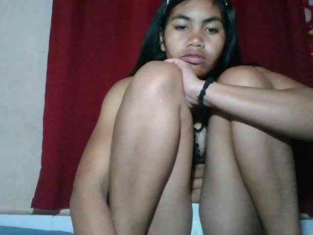 Keziah34 webcam