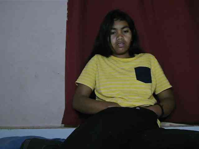 Keziah34 webcam