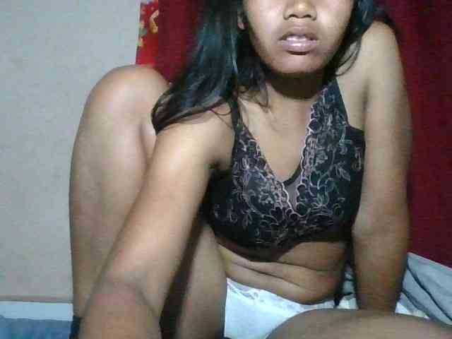 Keziah34 webcam