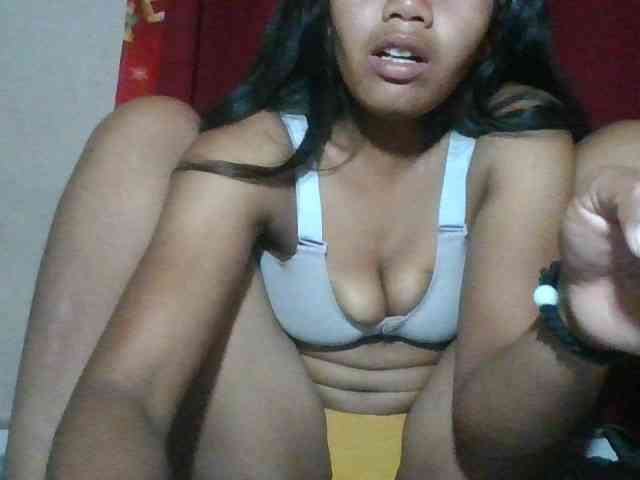 Keziah34 webcam