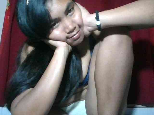 Keziah34 webcam