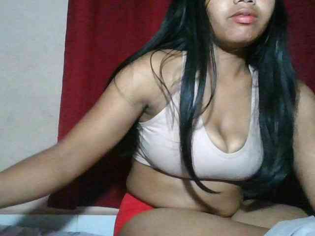 Keziah34 webcam