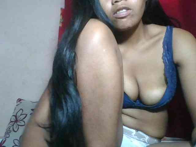 Keziah34 webcam