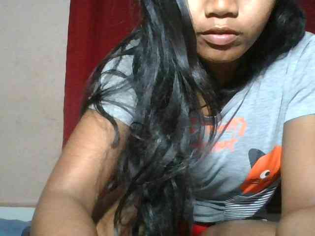 Keziah34 webcam