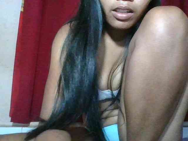 Keziah34 webcam
