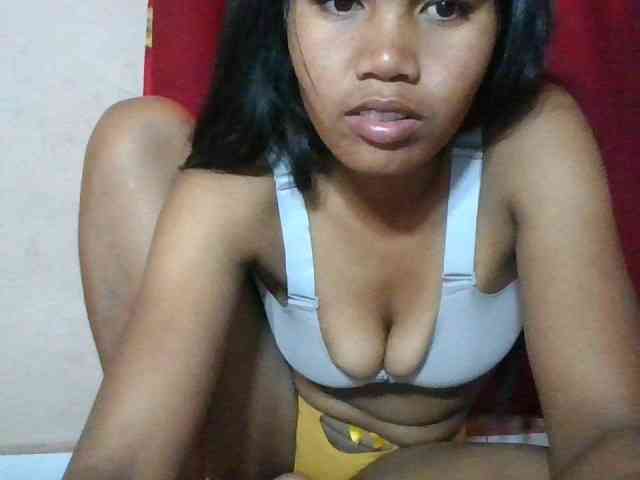 Keziah34 webcam