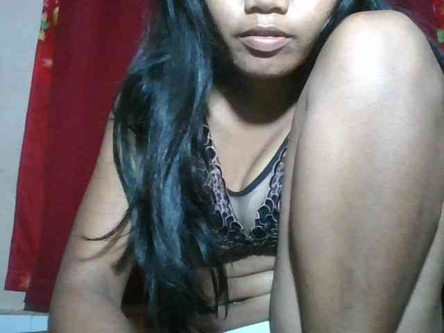 Keziah34 webcam