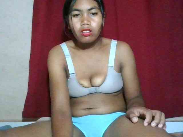Keziah34 webcam