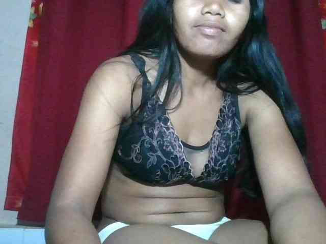 Keziah34 webcam