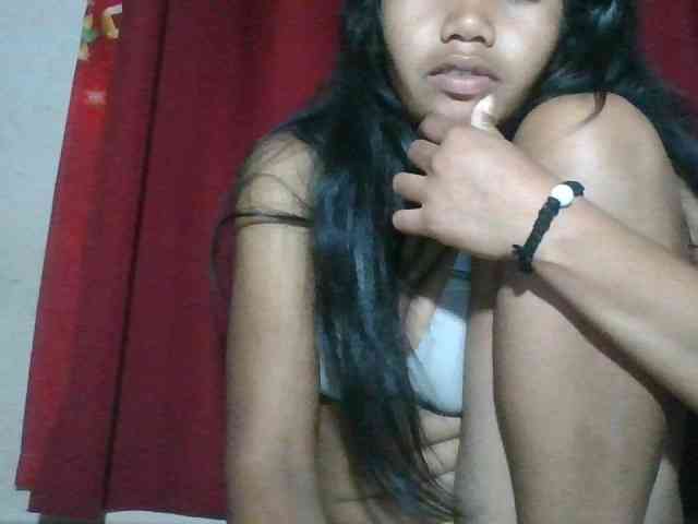 Keziah34 webcam