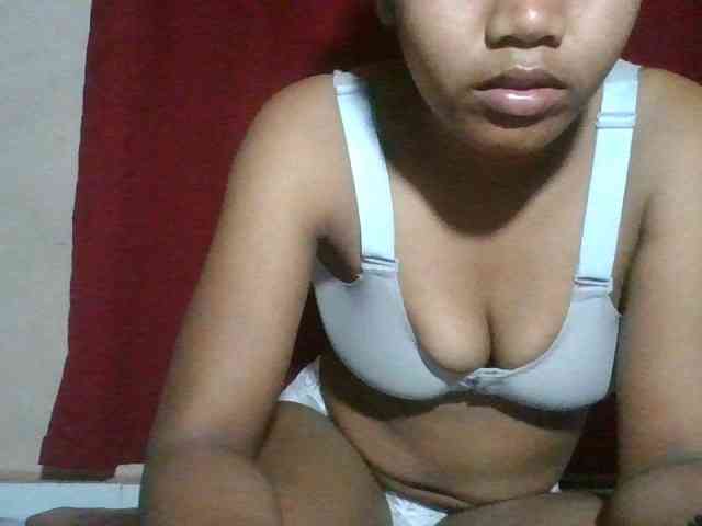 Keziah34 webcam