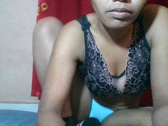 Keziah34 webcam