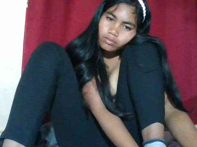 Keziah34 webcam