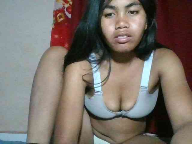 Keziah34 webcam