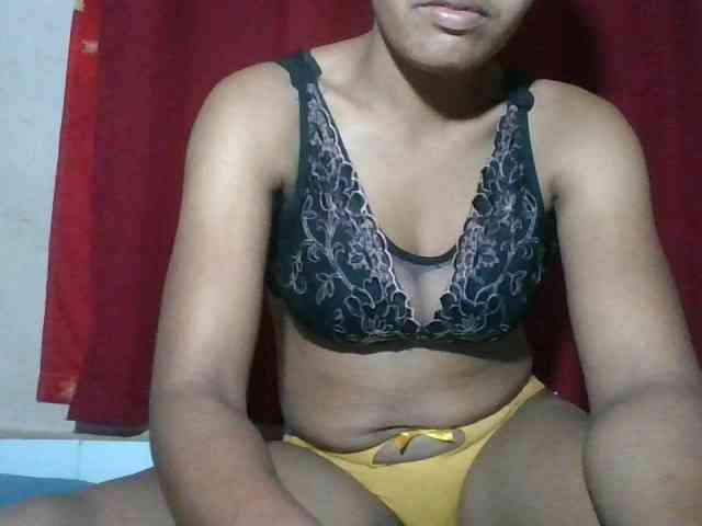 Keziah34 webcam
