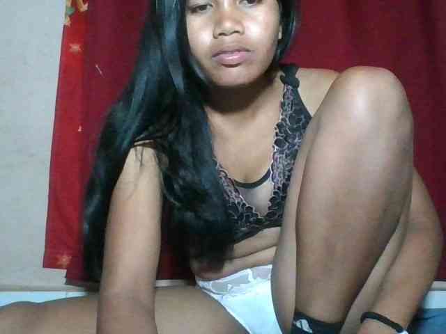 Keziah34 webcam