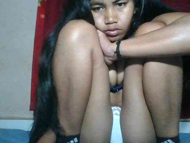 Keziah34 webcam