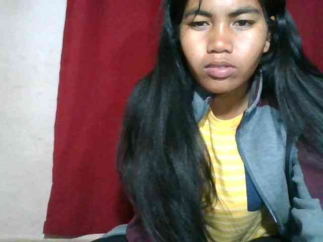 Keziah34 webcam