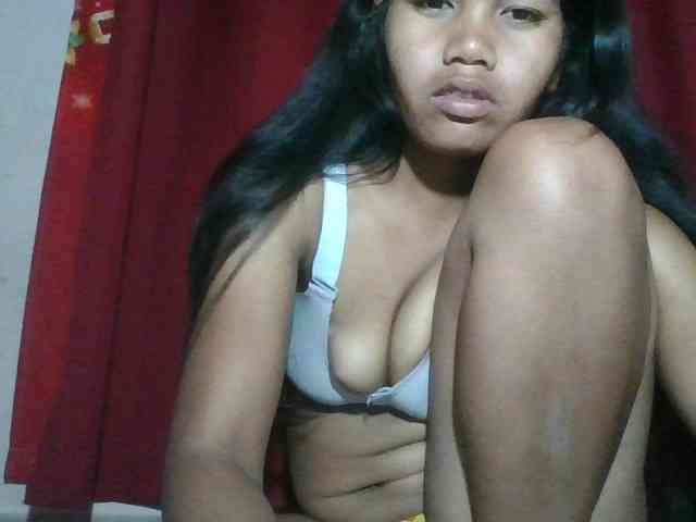 Keziah34 webcam