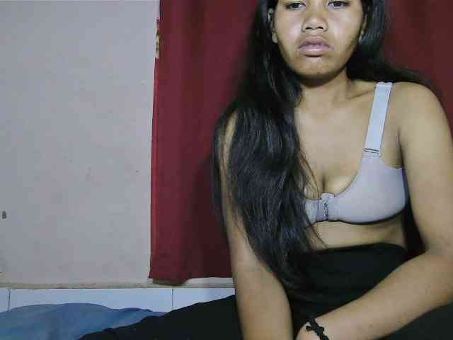 Keziah34 webcam
