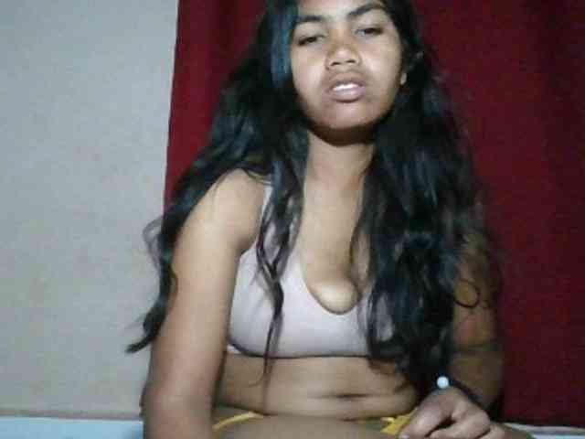 Keziah34 webcam