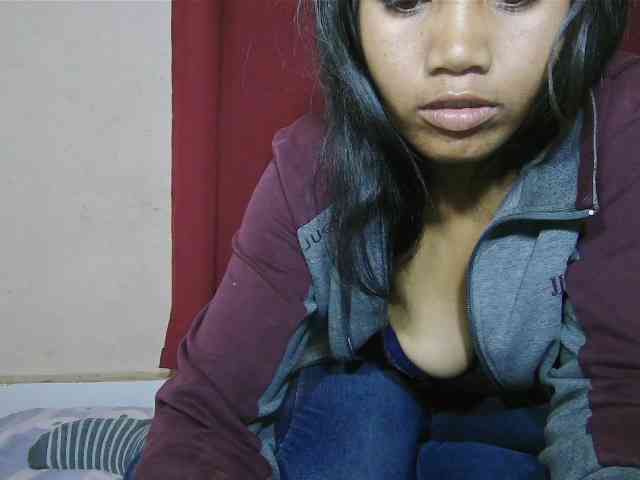 Keziah34 webcam
