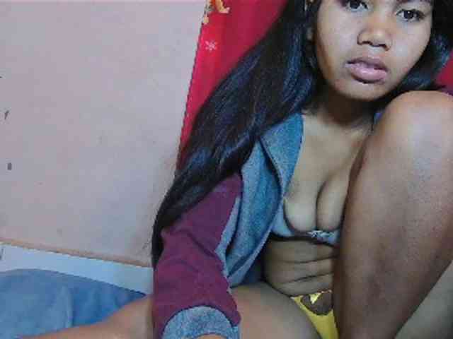 Keziah34 webcam