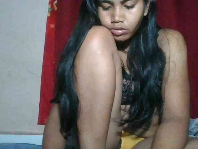 Keziah34 webcam