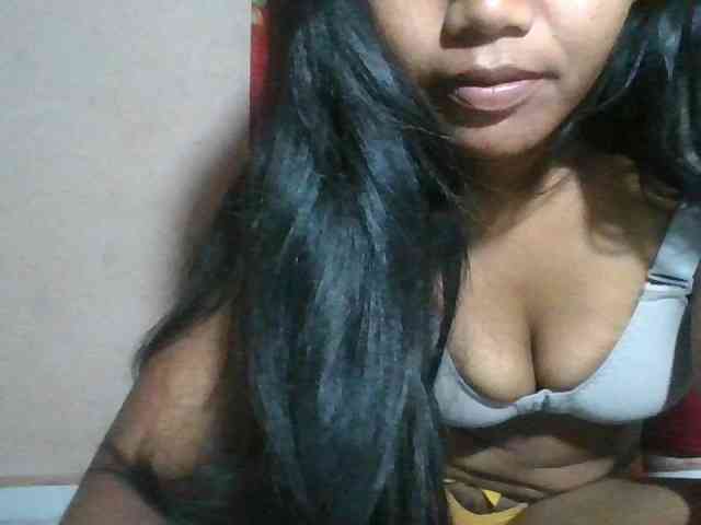 Keziah34 webcam
