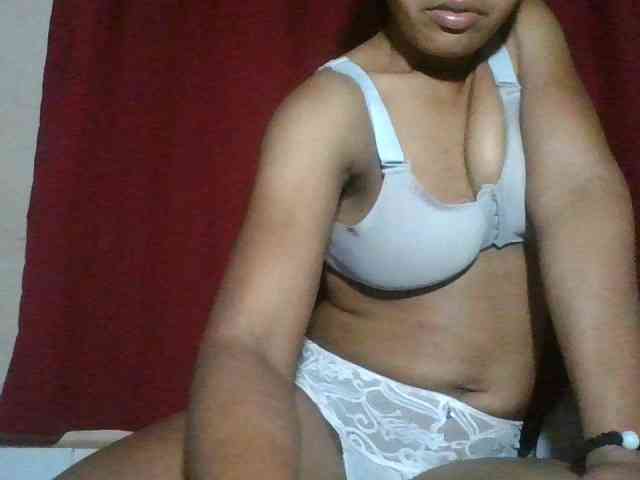 Keziah34 webcam