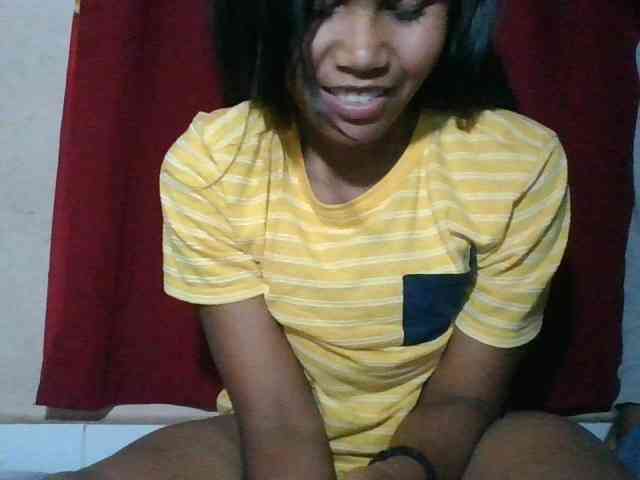 Keziah34 webcam