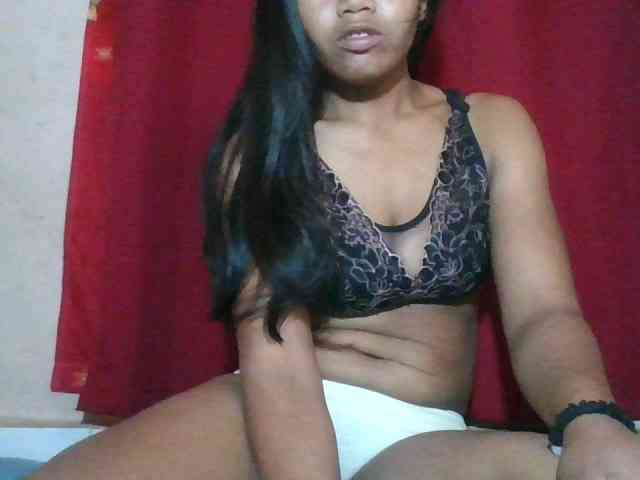 Keziah34 webcam