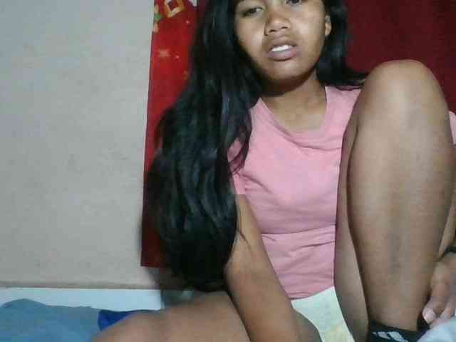 Keziah34 webcam
