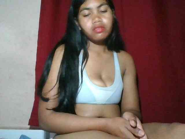 Keziah34 webcam