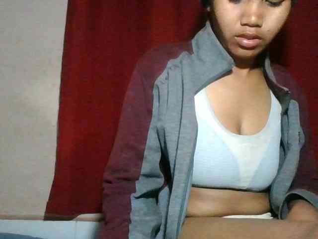 Keziah34 webcam