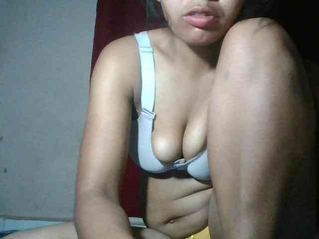 Keziah34 webcam