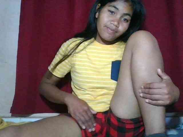 Keziah34 webcam