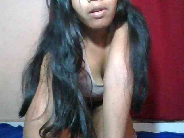Keziah34 webcam