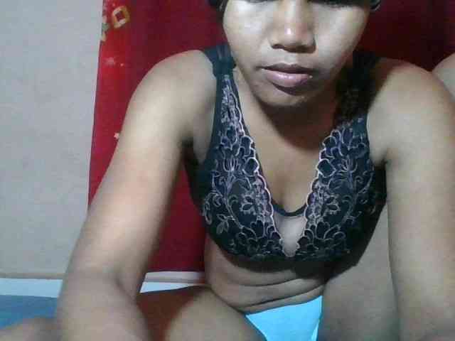 Keziah34 webcam