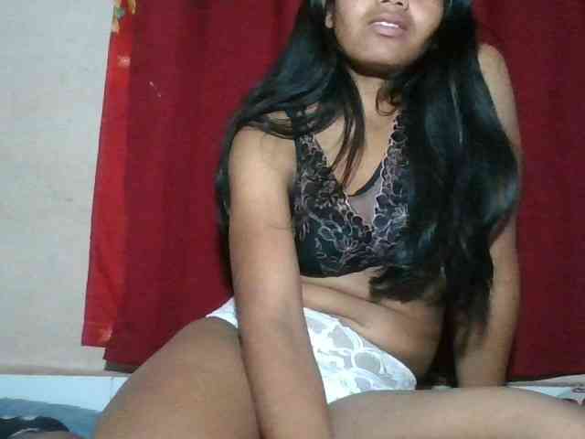 Keziah34 webcam