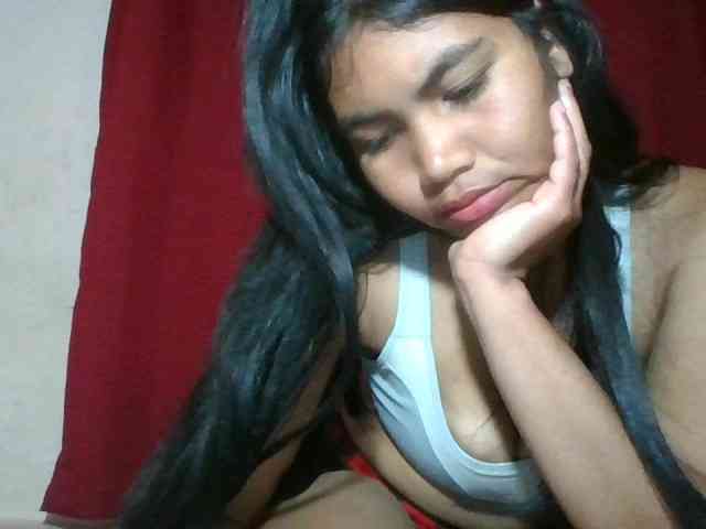 Keziah34 webcam