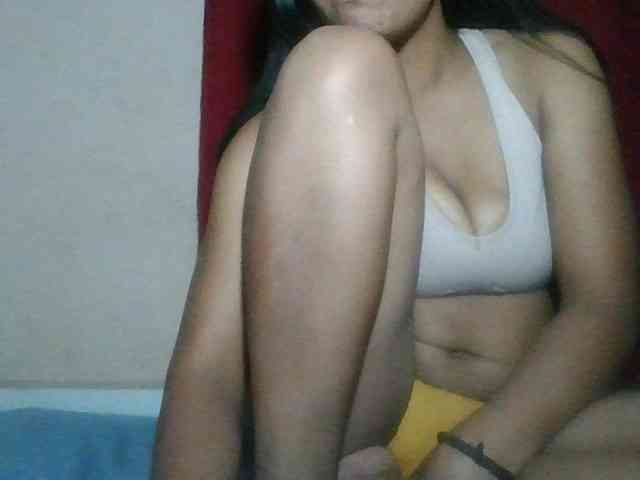 Keziah34 webcam